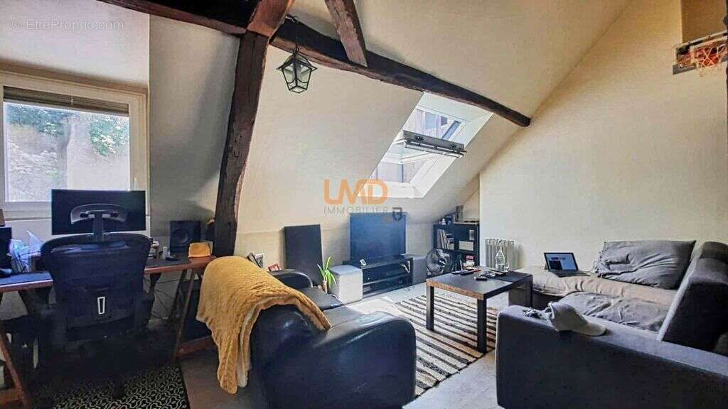 Appartement à SAINT-CYR-SUR-LOIRE