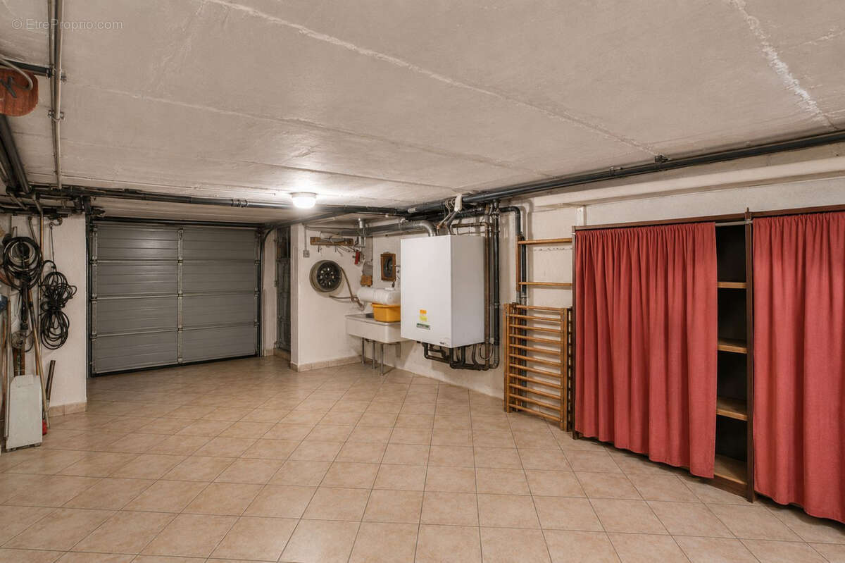 Maison 92 m² à Bagnolet  - photo 7