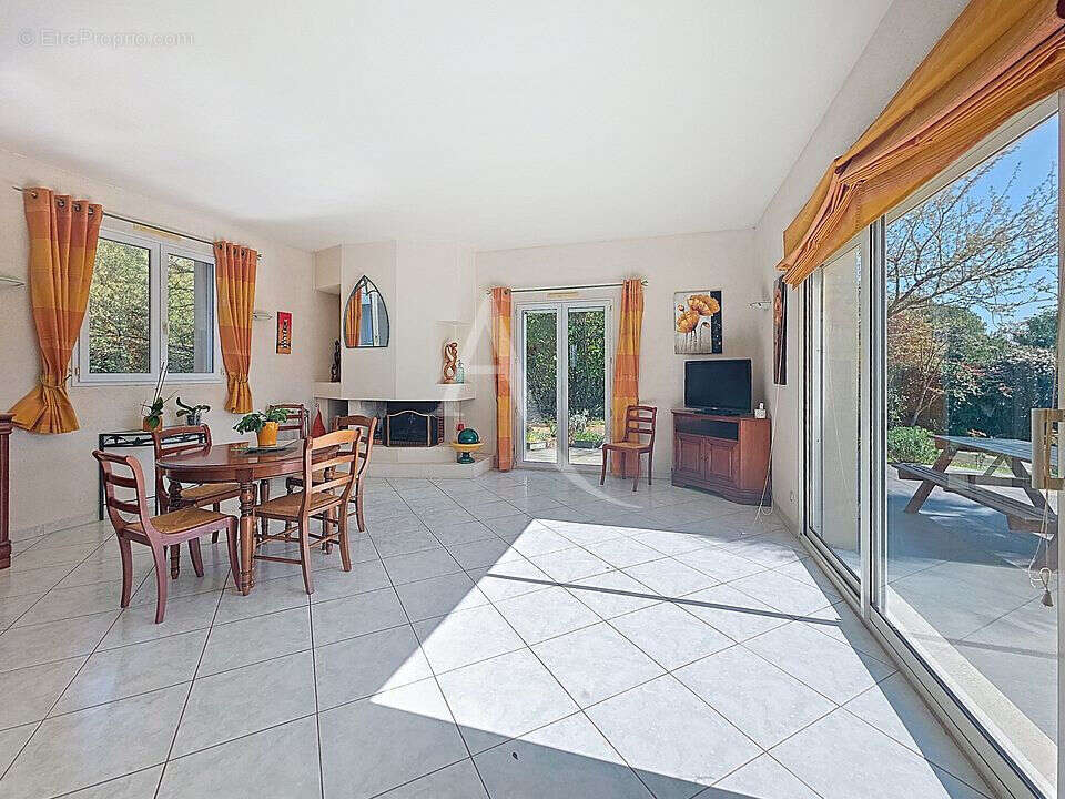 Maison à BOUCHEMAINE