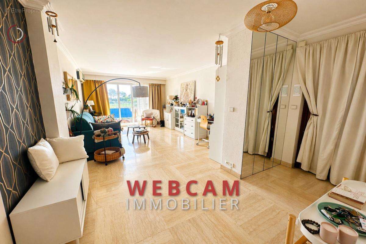 Appartement à LE CANNET