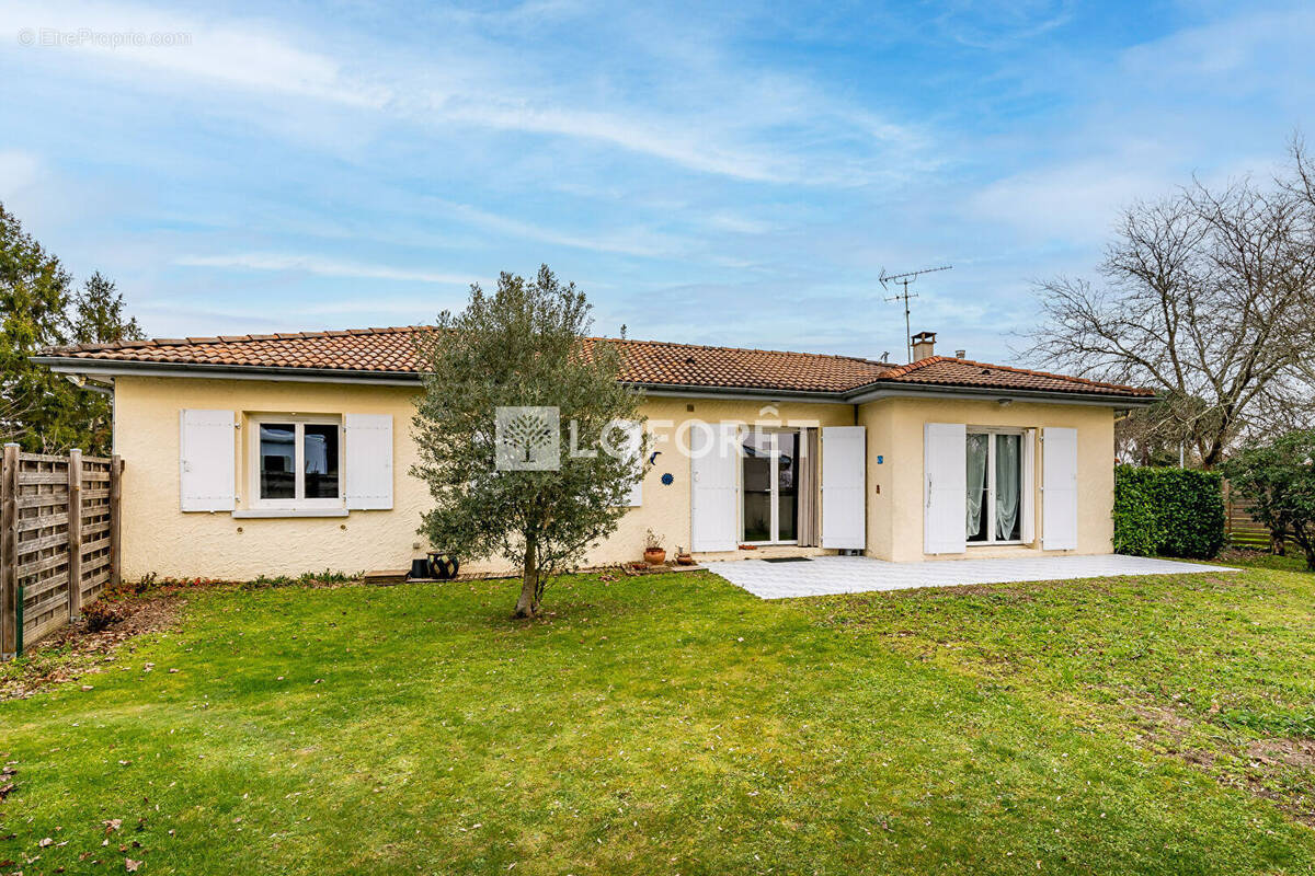 Maison à LUGON-ET-L'ILE-DU-CARNAY