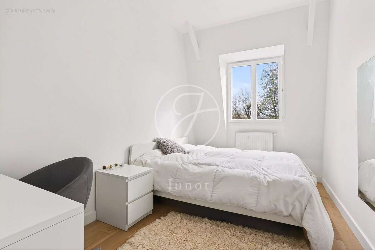 Maison à LE VESINET