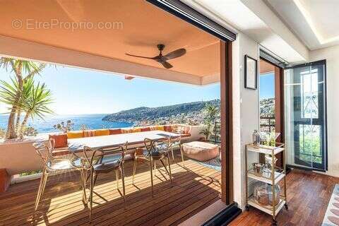 Appartement à VILLEFRANCHE-SUR-MER