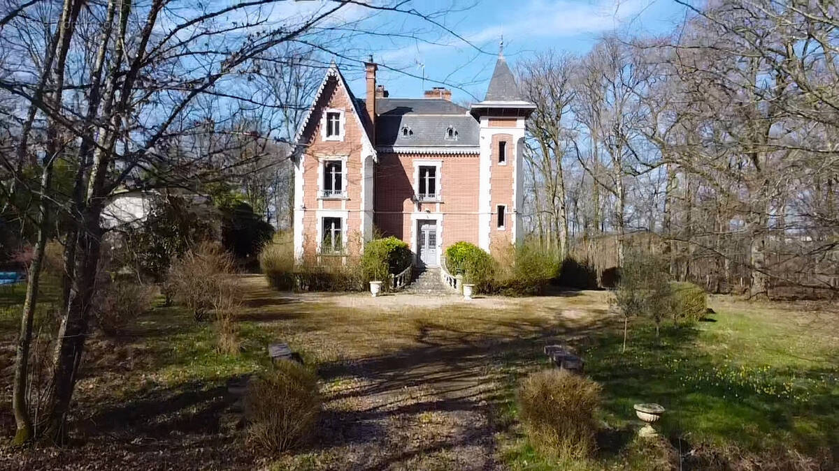Maison à OUZOUER-SUR-TREZEE