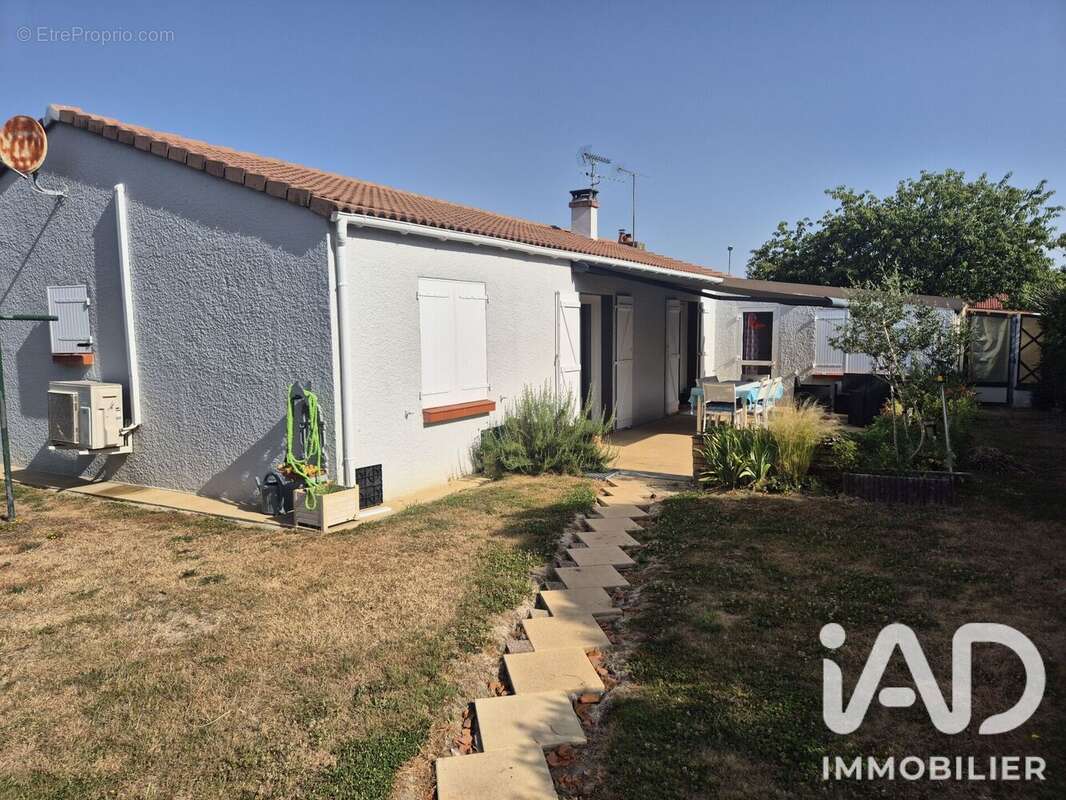 Maison 85 m² à Venansault  - photo 3