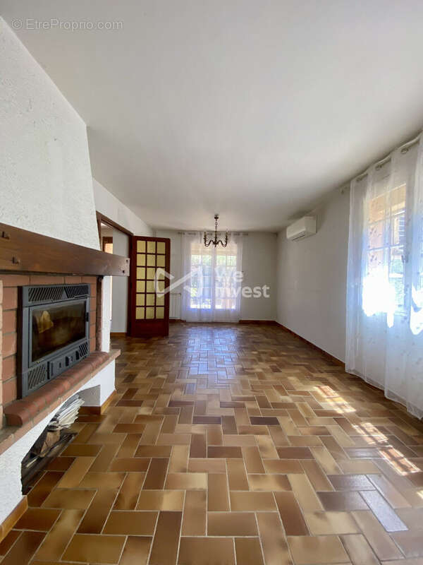 Maison 103 m² à Le Cres  - photo 5