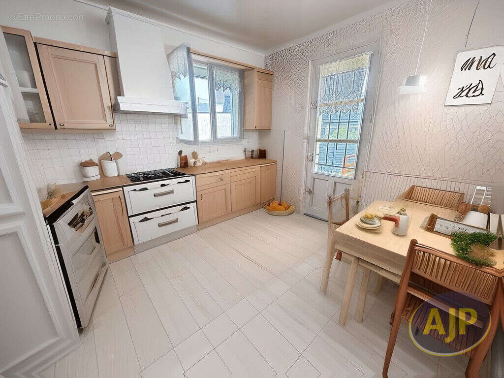 Maison à LE POULIGUEN