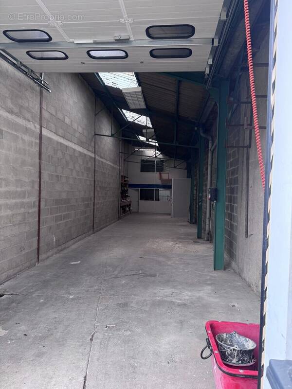 Commerce à COLOMBES