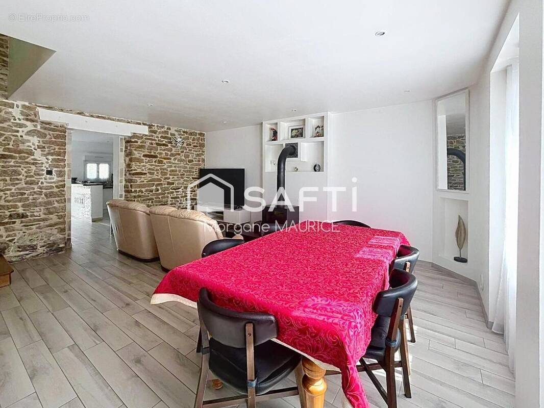 Photo 1 - Maison à VIGNEUX-DE-BRETAGNE