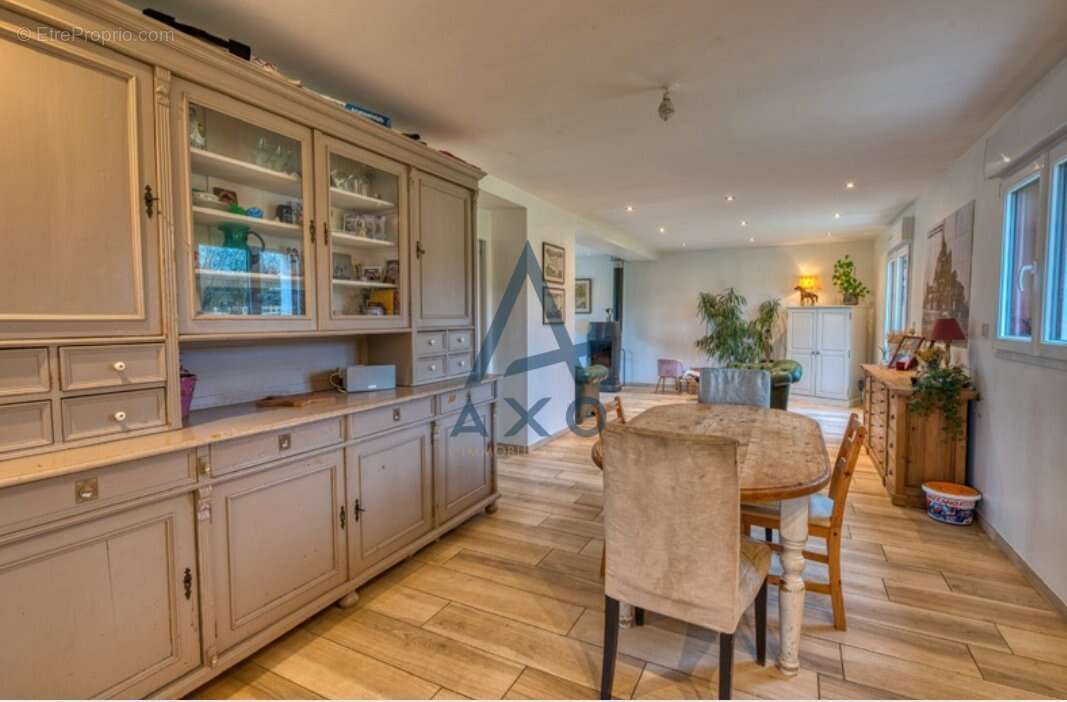 Maison à SAINTE-HONORINE-LA-CHARDONNE