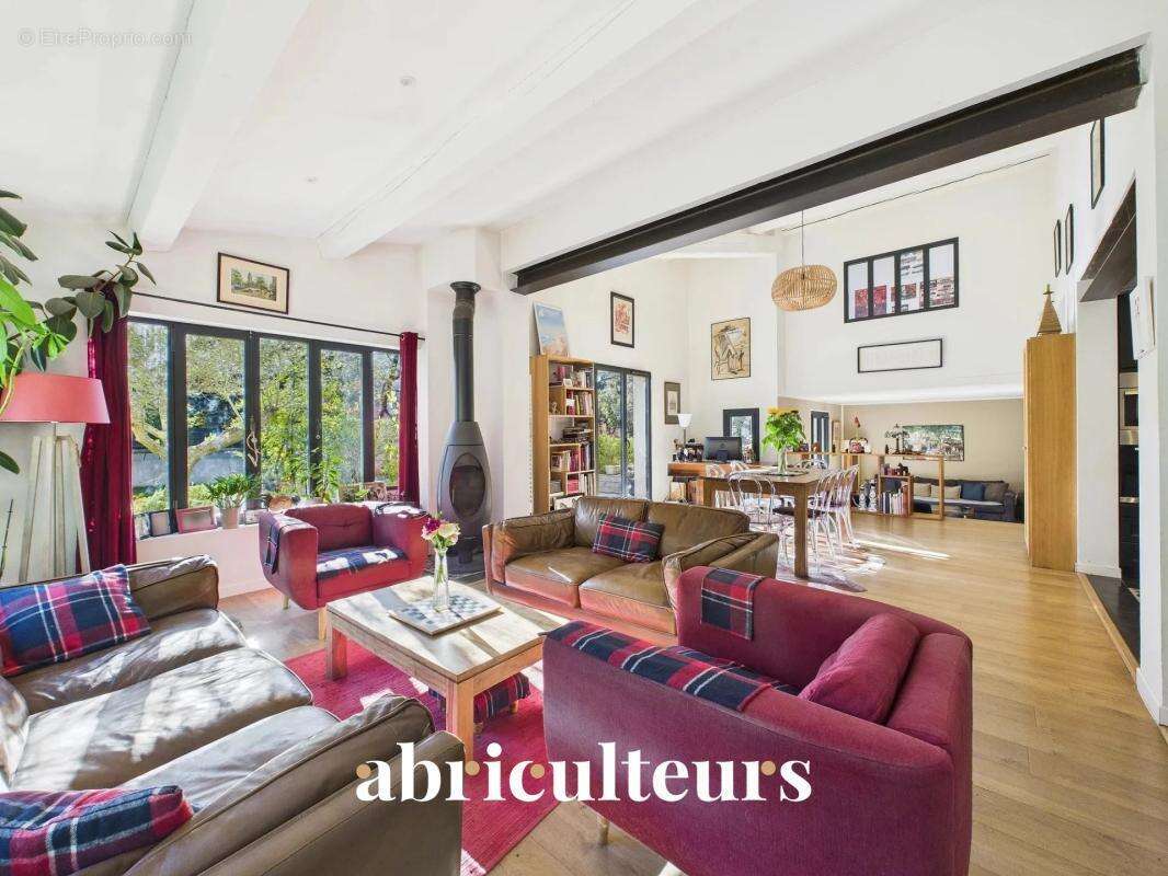 Maison à ROGNES