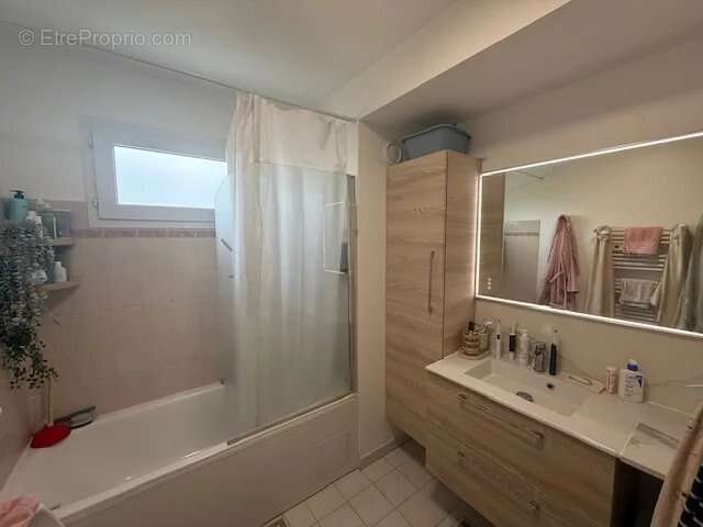 Appartement à MONTIGNY-LE-BRETONNEUX