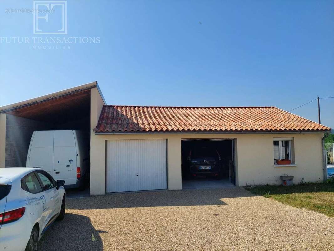 Maison avec 2 logements et piscine - photo 3