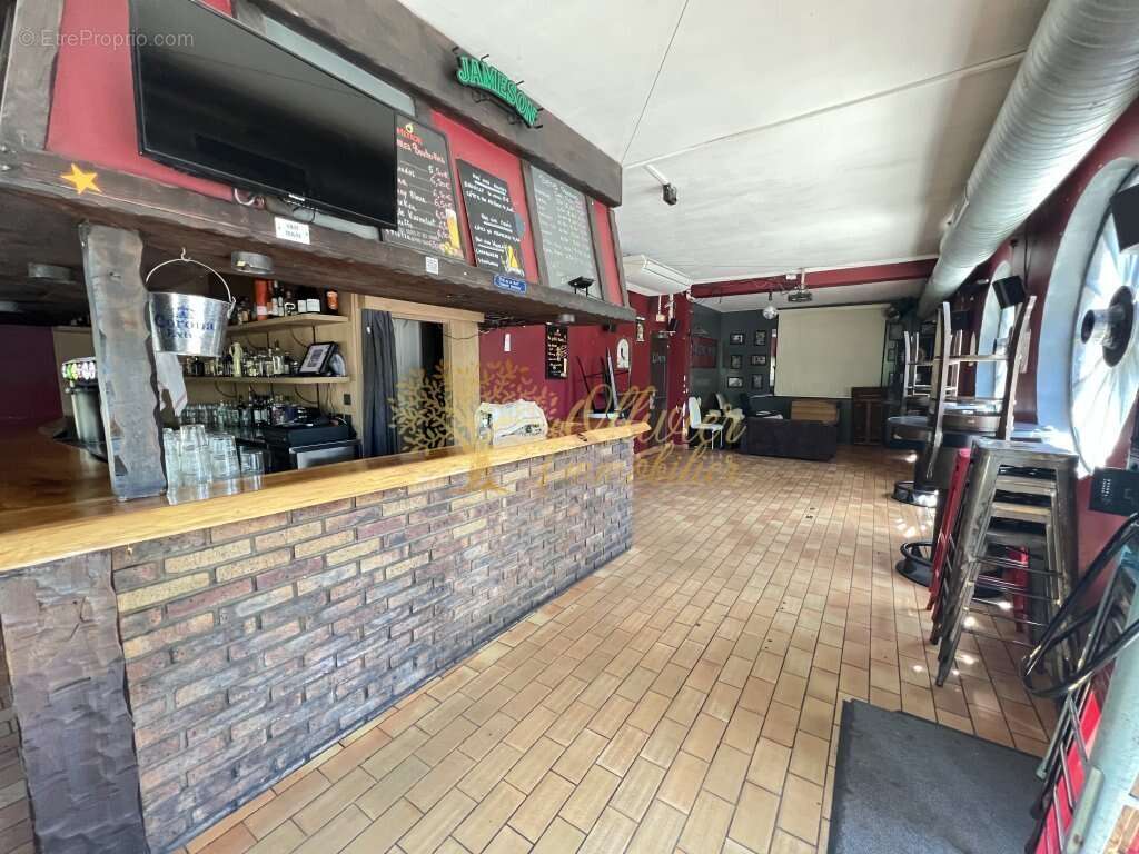 Commerce à SAINT-MAUR-DES-FOSSES