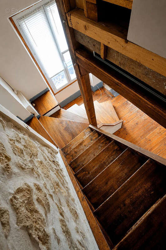 Appartement à MEZIERES-SUR-SEINE