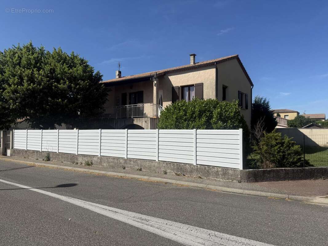 Maison à CRUAS