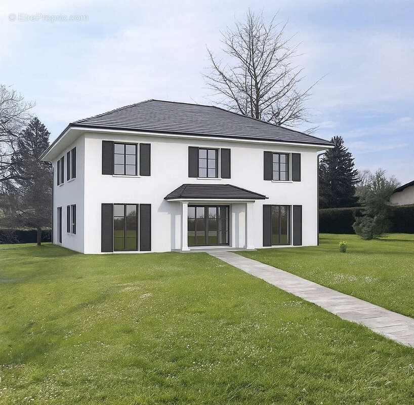 Terrain à DIVONNE-LES-BAINS