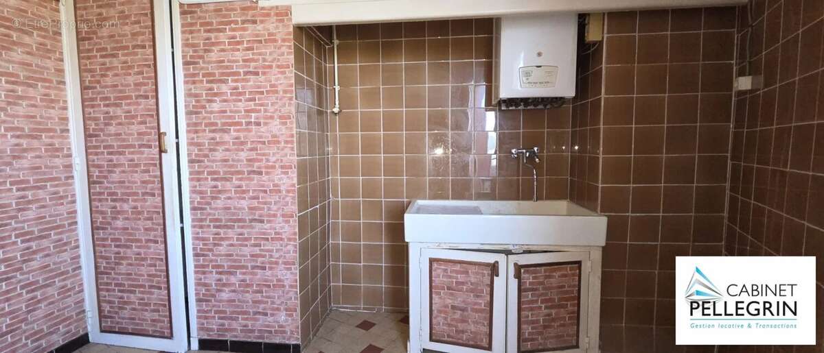 Appartement à MARSEILLE-8E