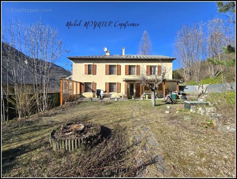 Maison à L'ARGENTIERE-LA-BESSEE