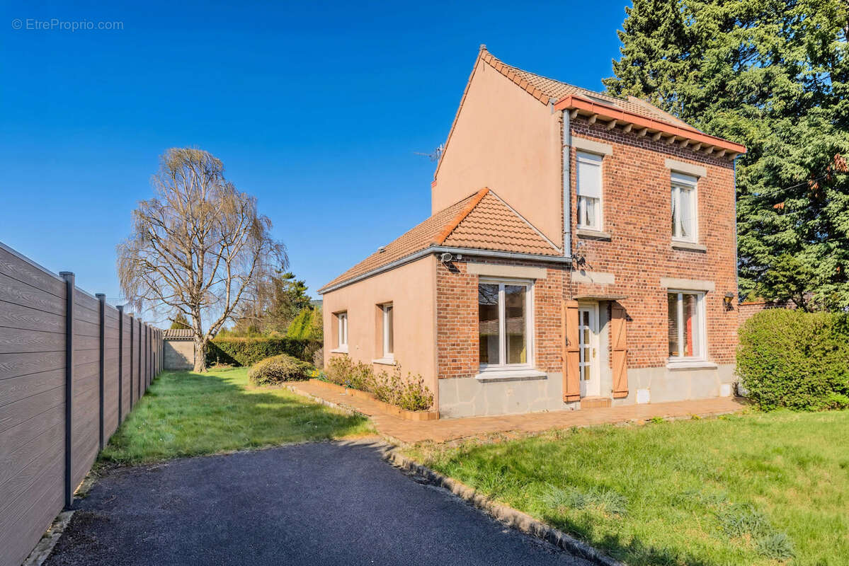 Maison à ANNOEULLIN