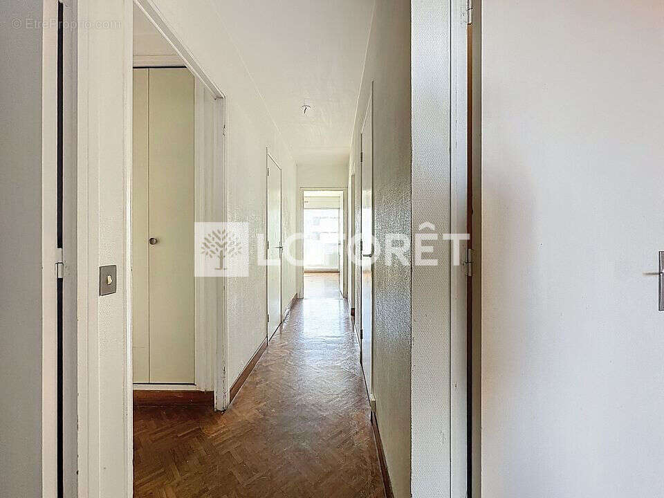 Appartement Marseille 4 pièce(s) 96 m2 - photo 11