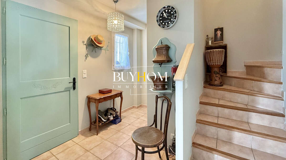 Maison 118 m² à L'isle-Sur-La-Sorgue  - photo 3