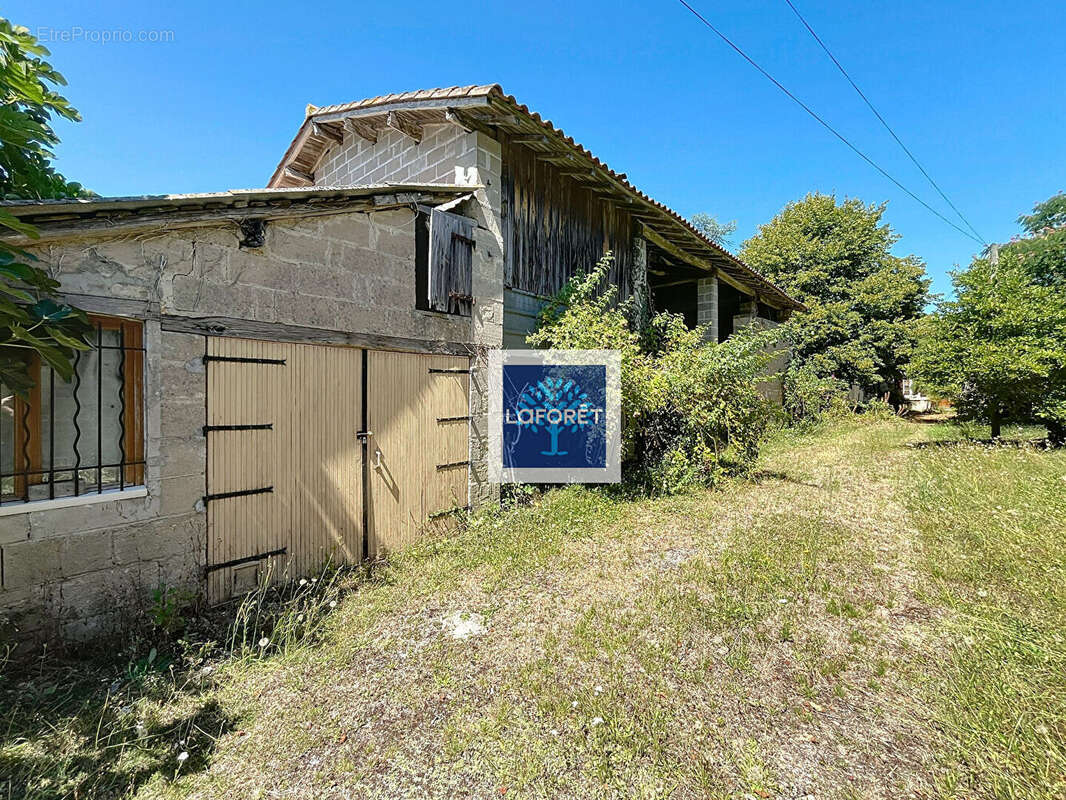 Maison à CHEVANCEAUX