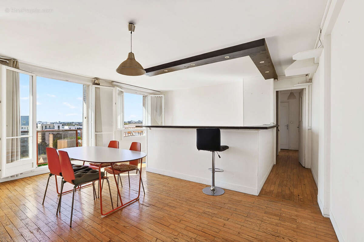 Appartement à COLOMBES