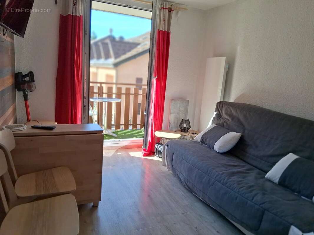 Appartement à LELEX