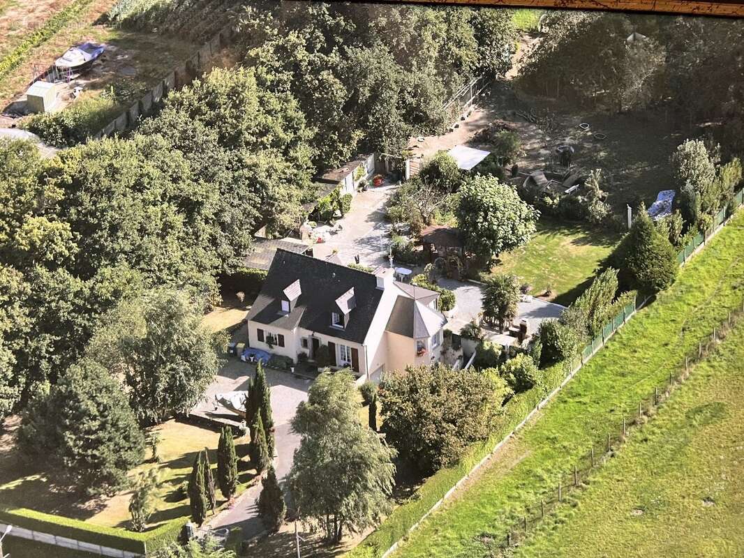 Maison à MINIAC-MORVAN