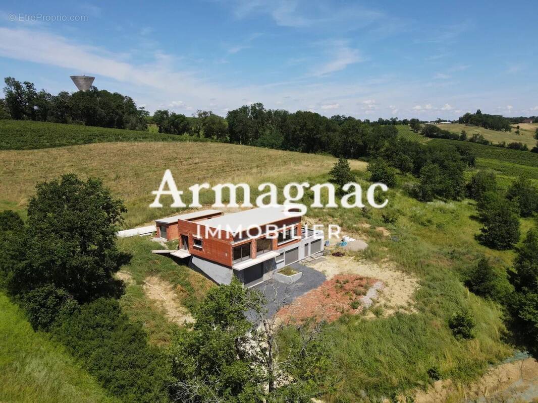 Maison à LAGRAULET-DU-GERS