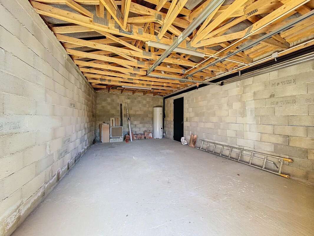 Maison à TOURRETTE-LEVENS