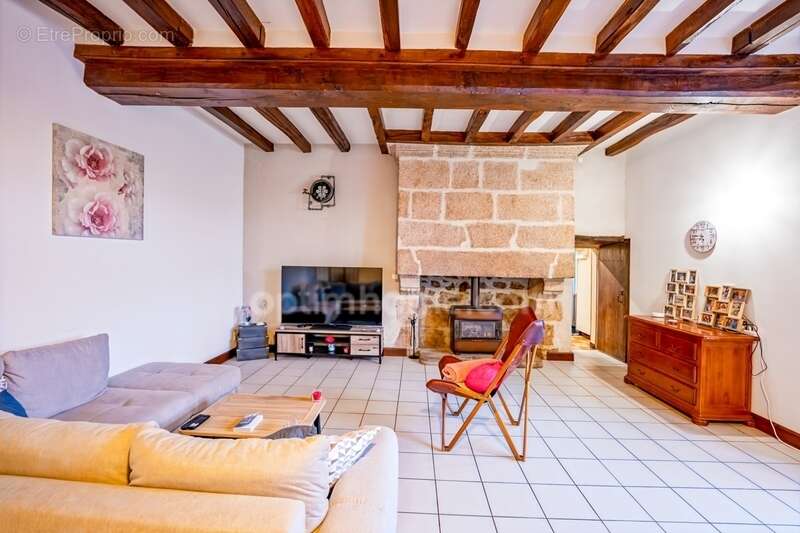 49300 Cholet - corps de ferme – 4 ha – Potentiel gîtes ou maison d'hôtes - revenus fonciers et locatifs - charme de l'ancien - d - photo 4