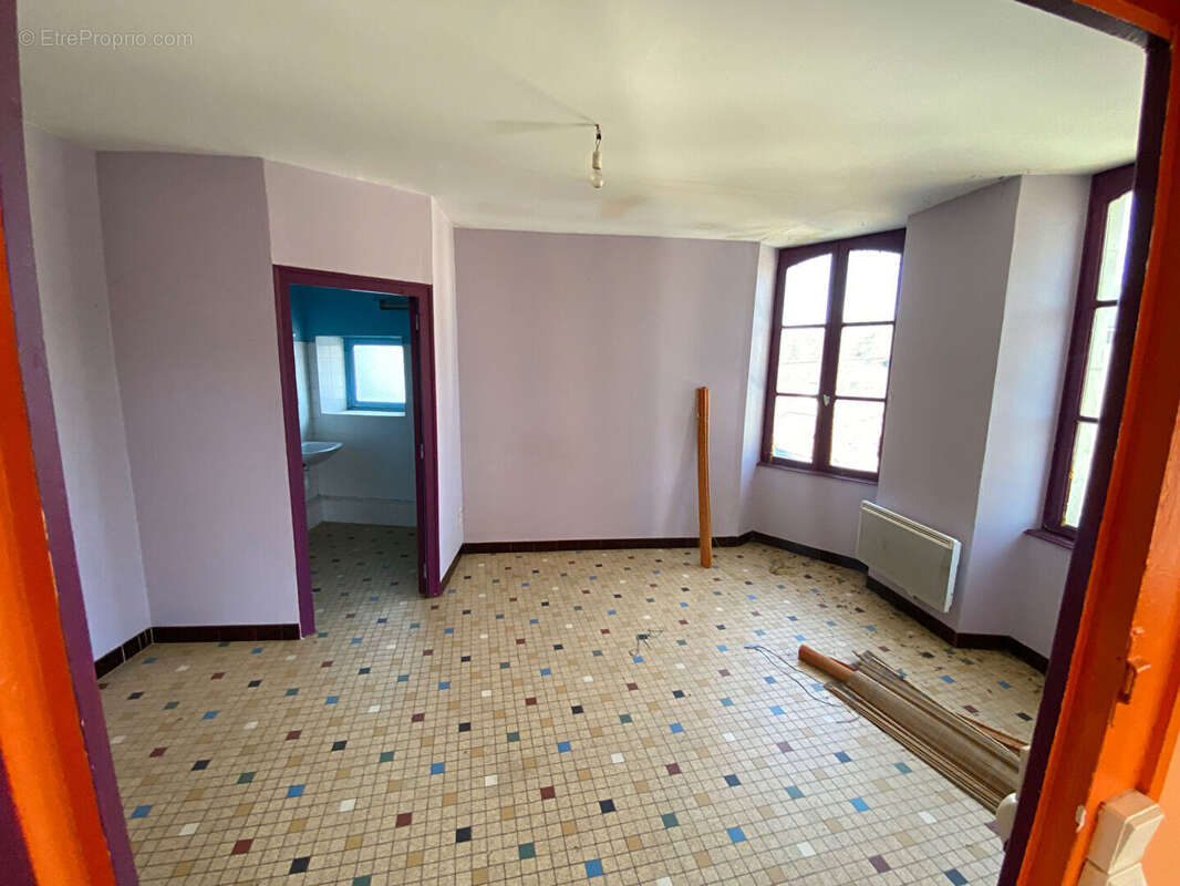 Appartement à SEGRE