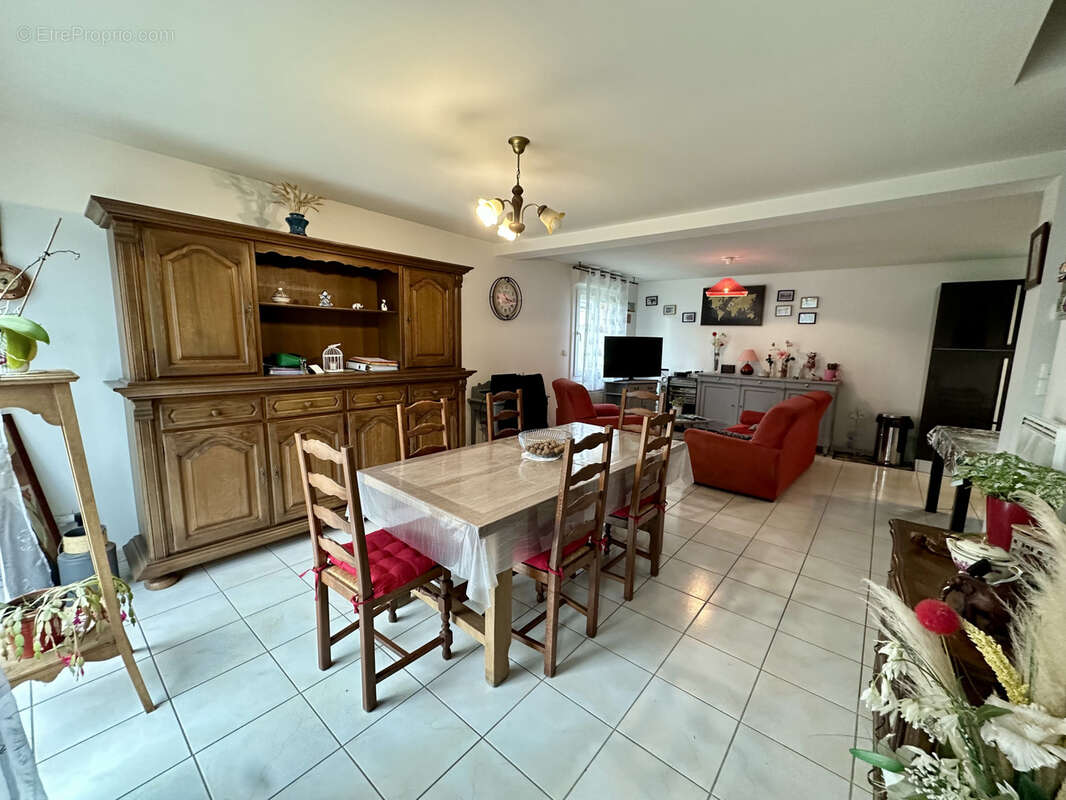 Maison à SAINT-NICOLAS-D'ALIERMONT