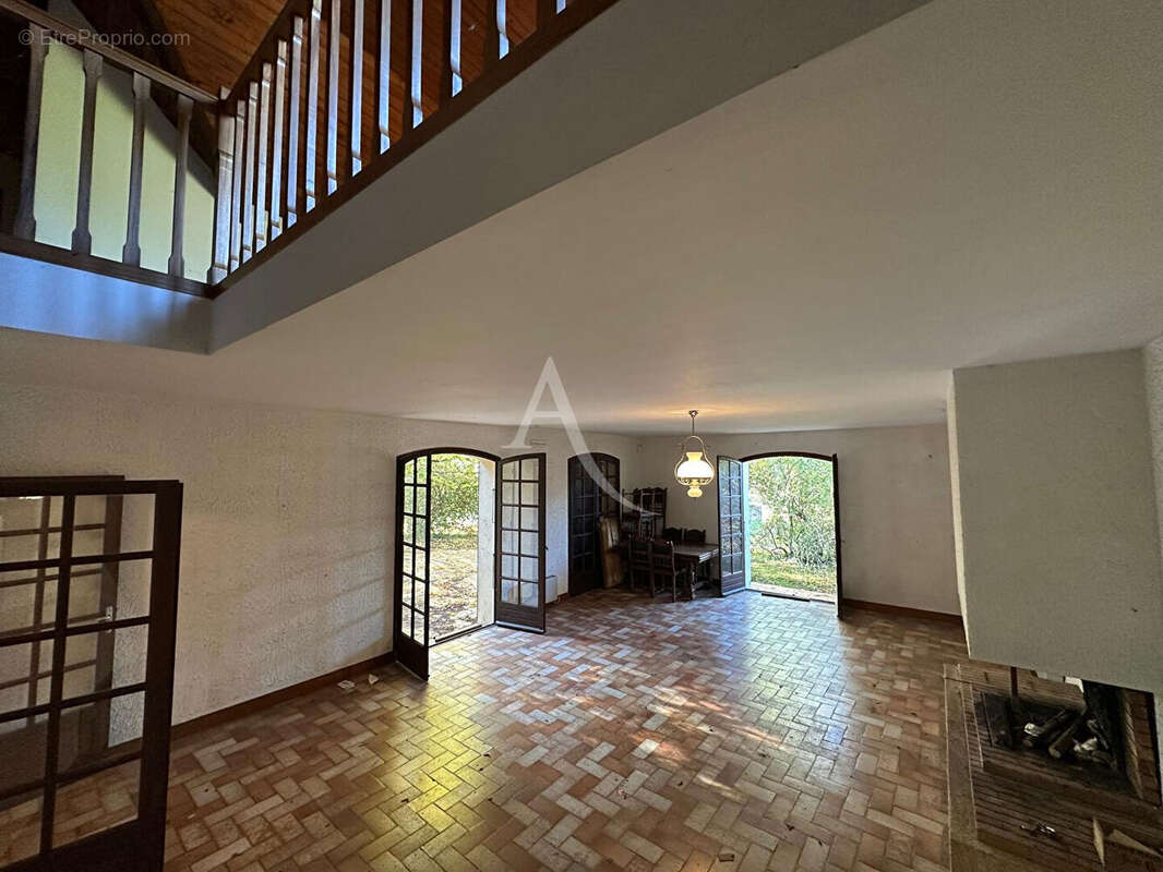 Maison à BUZET-SUR-TARN