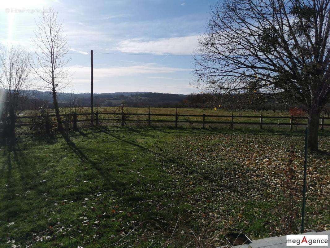 Maison à BOUZON-GELLENAVE