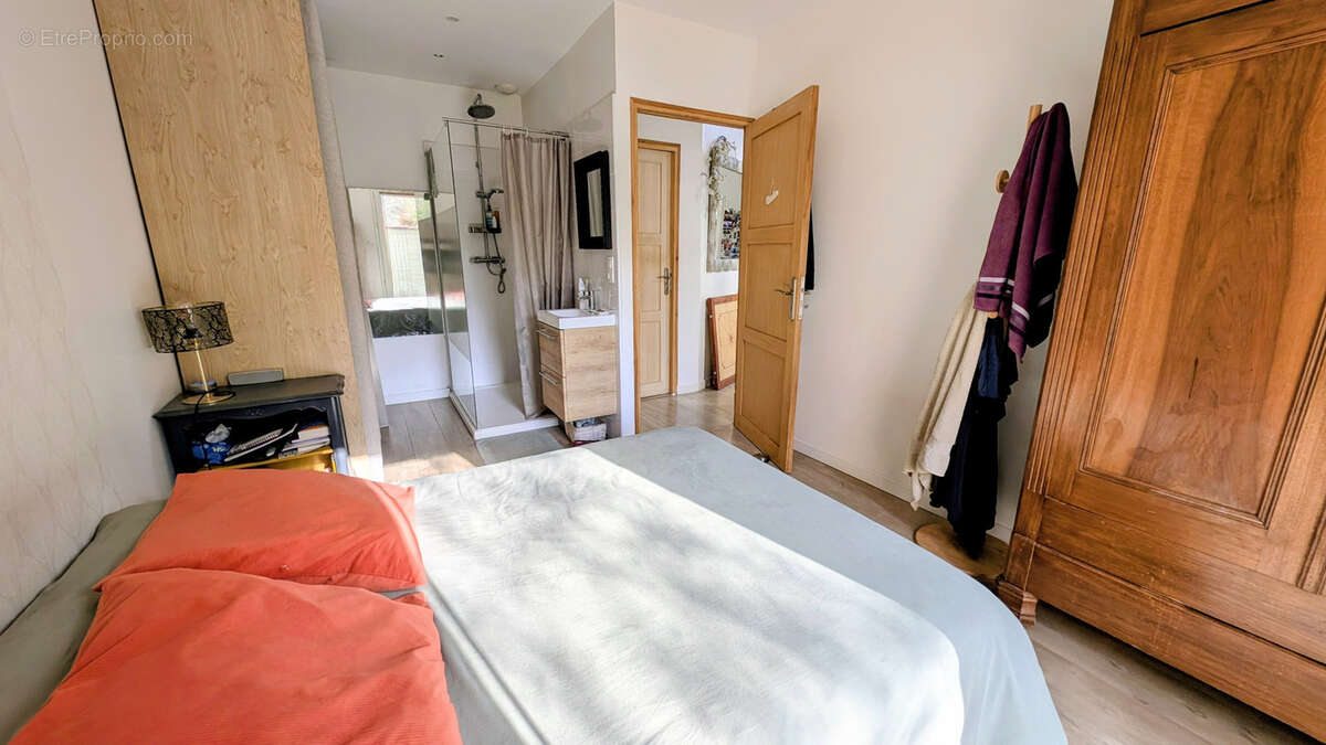 Maison à SAINT-GENIS-DES-FONTAINES