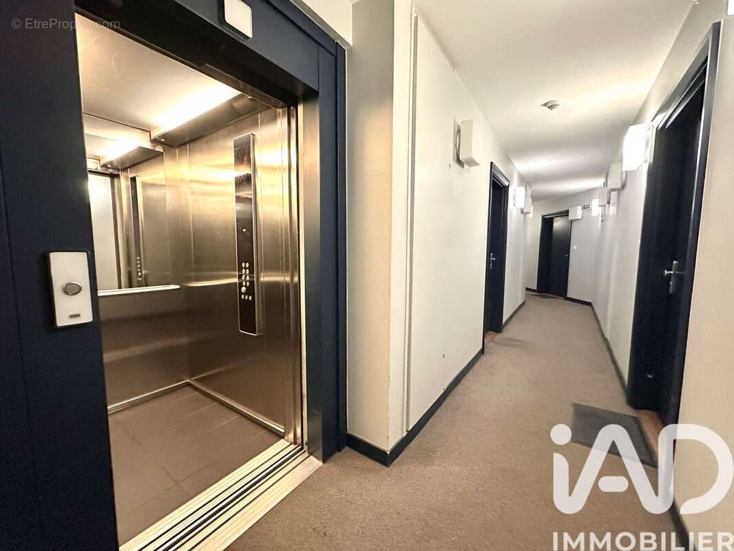 Photo 8 - Appartement à VELIZY-VILLACOUBLAY