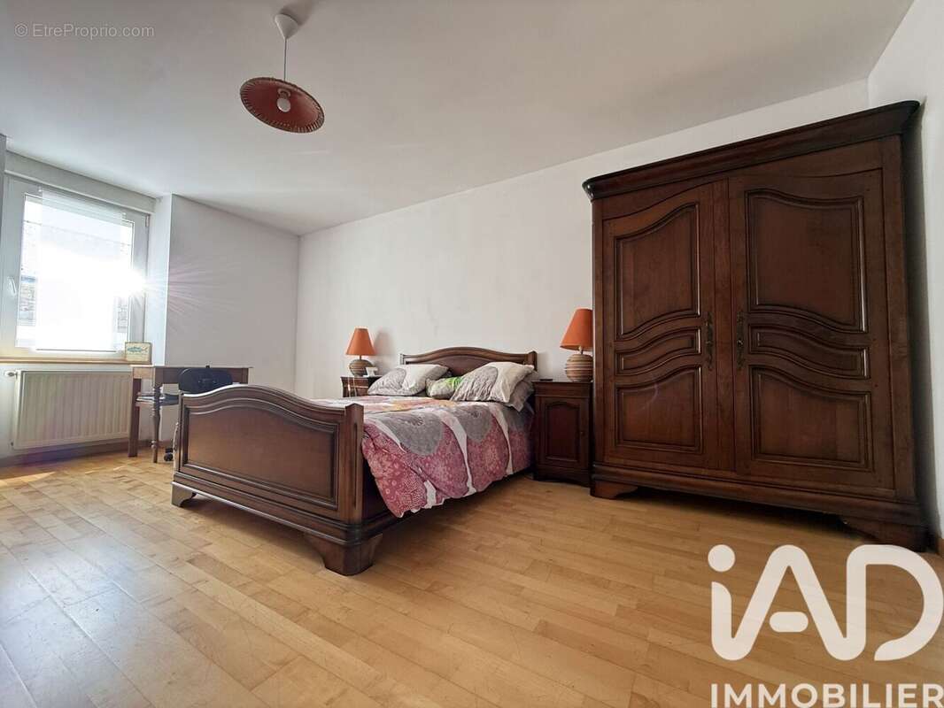Appartement 173 m² à Belz  - photo 9