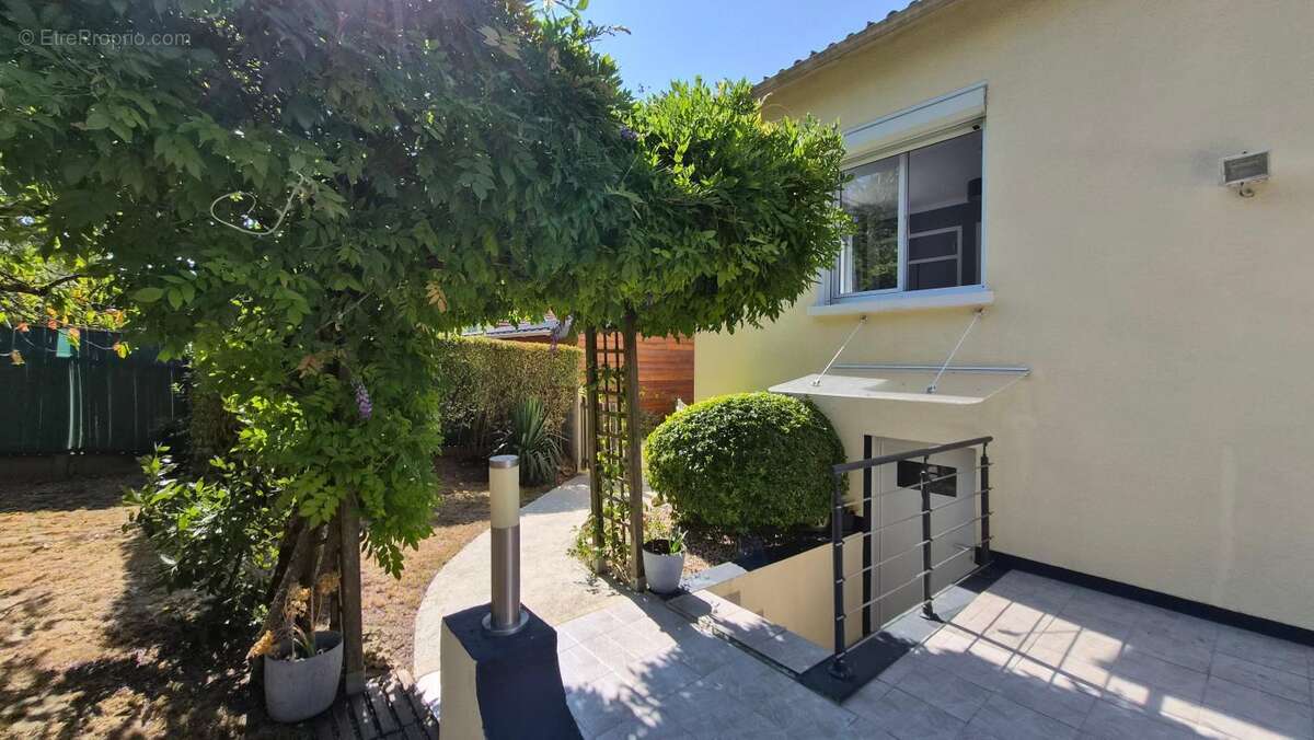 T4 indépendant, 126 m², sous sol total, 782 m² de terrain - photo 28