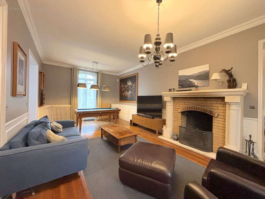 Maison à CORBEIL-ESSONNES