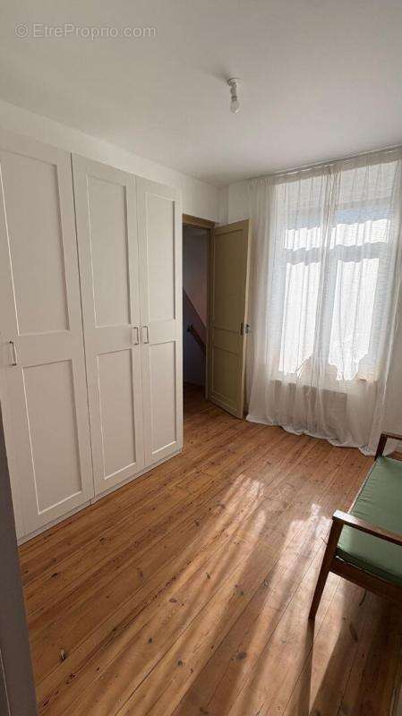 Maison 104m² entièrement rénovée avec goût ? Rue calme à Roubaix - photo 6