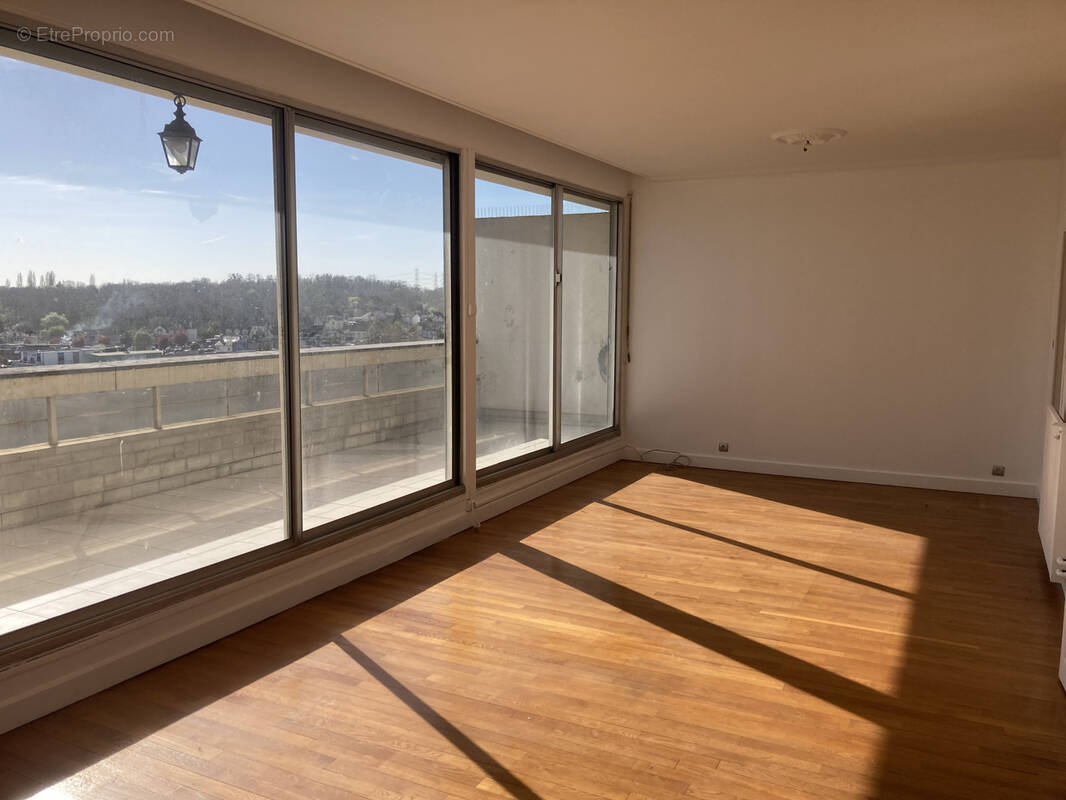 Appartement à SARCELLES