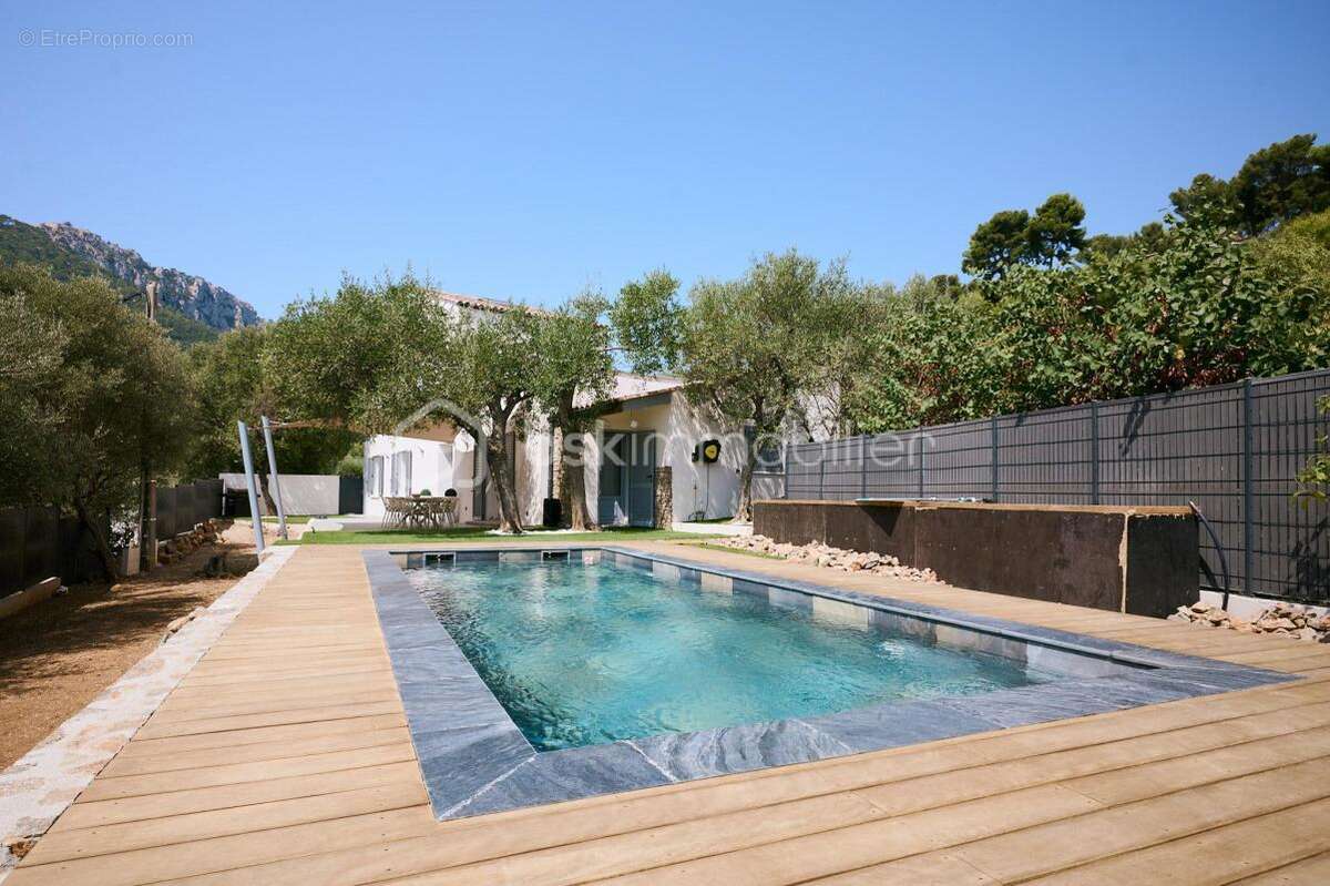 Appartement à LA VALETTE-DU-VAR