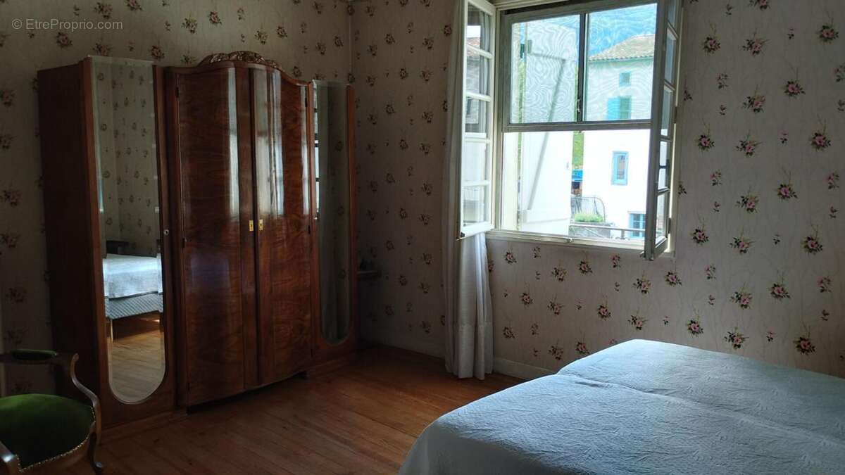Maison à QUILLAN