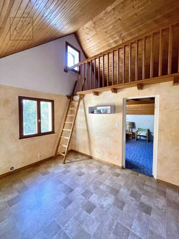 Appartement à SAINT-MARTIN-D&#039;ENTRAUNES