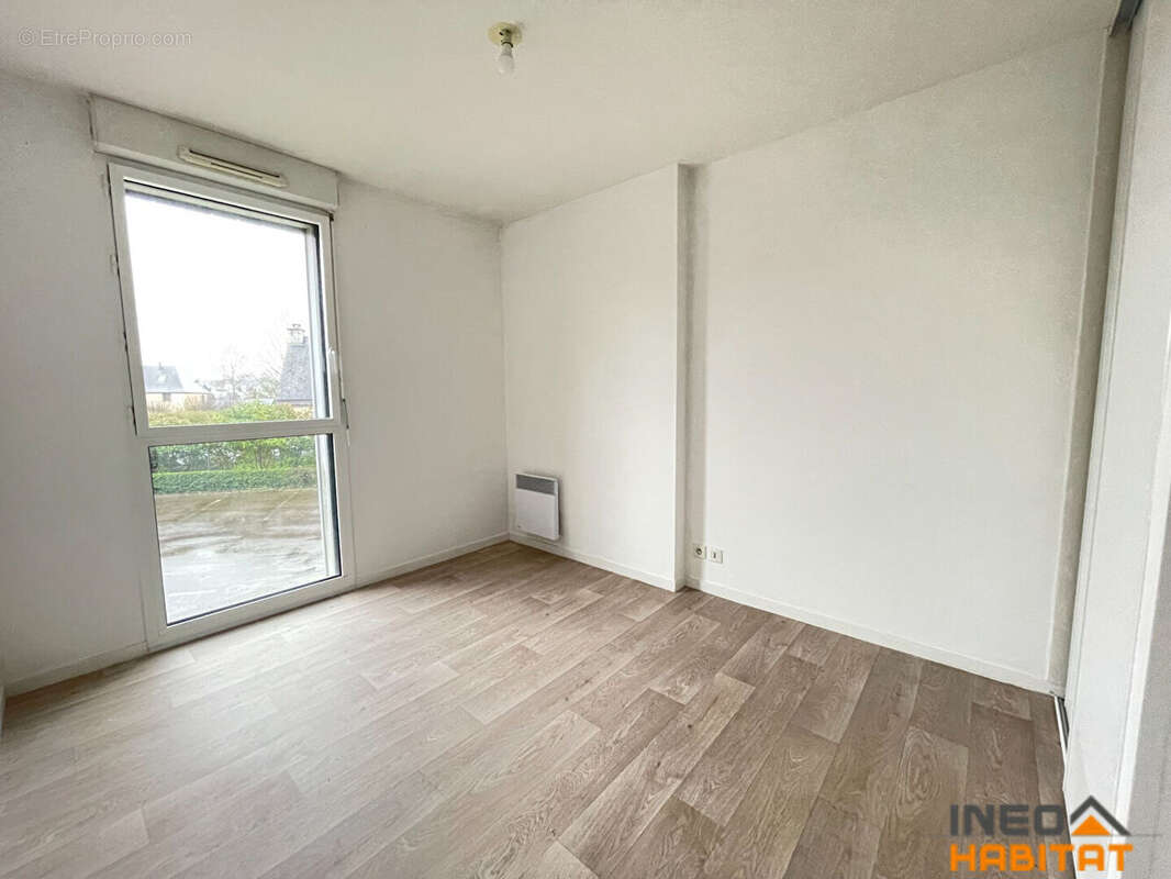 Appartement à LA MEZIERE