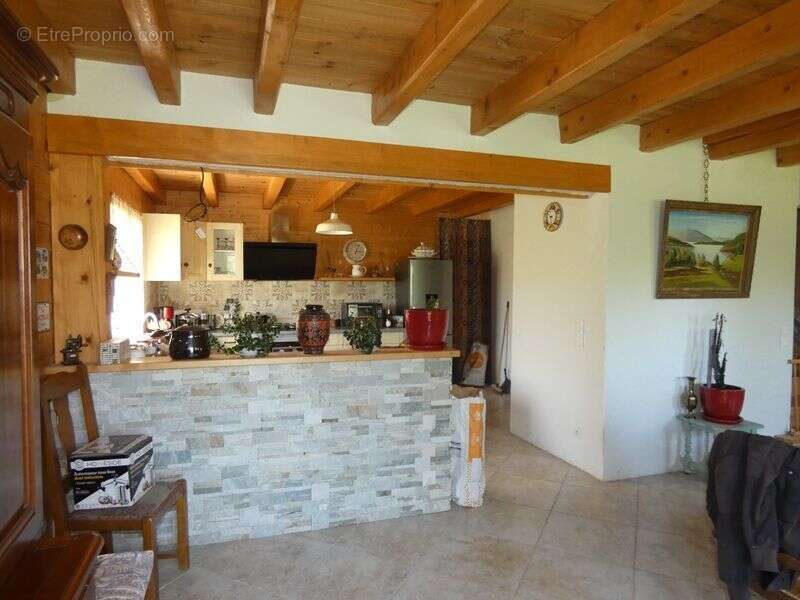 Maison à LUS-LA-CROIX-HAUTE