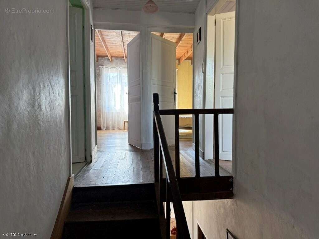 Maison Avec 4 Chambres Et Jardin Clos Sur 1062m² - photo 18